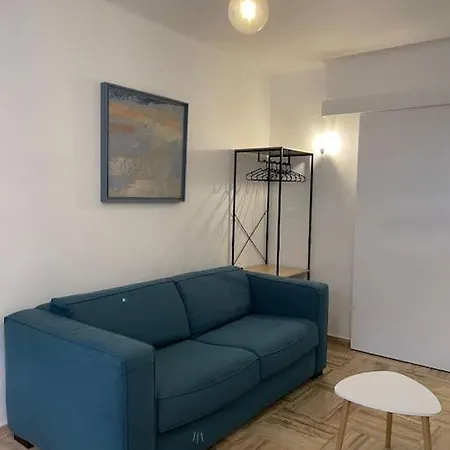 Daire Beau - 100m De La Palm *